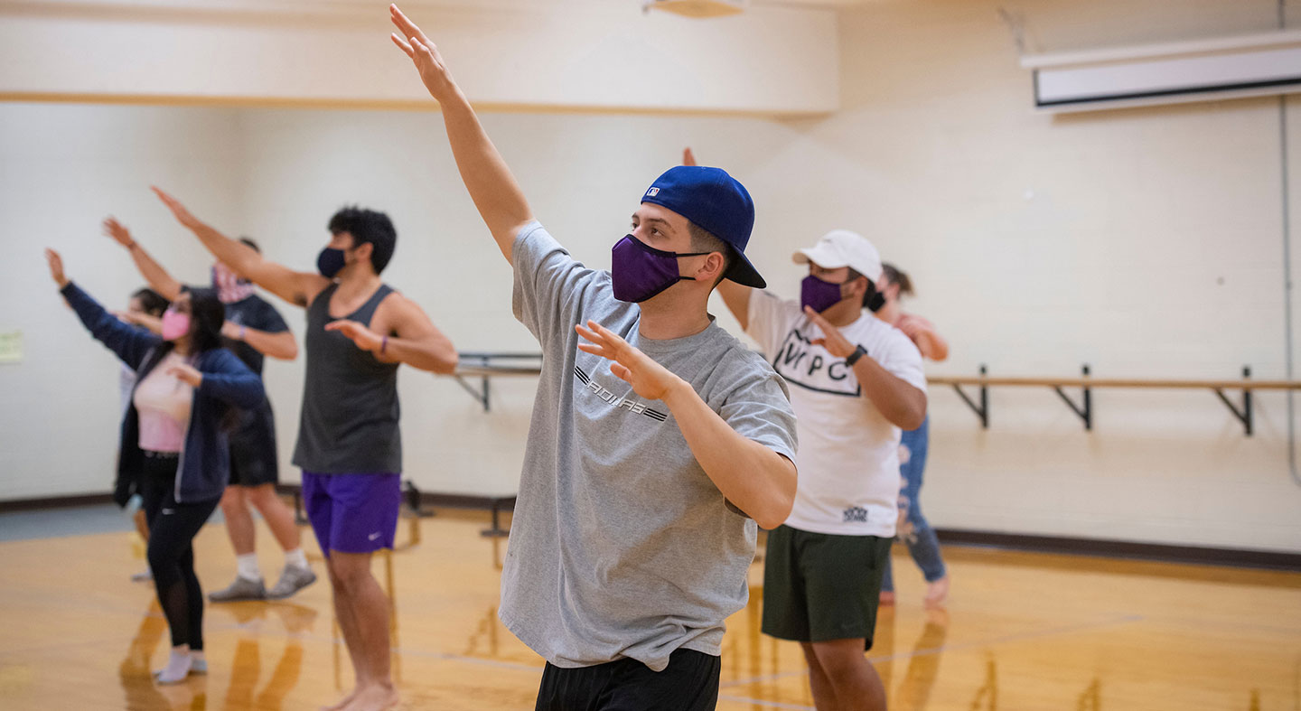 Linfield’s Hui O Lōkahi Club rehearsal for the 2021 lu'au