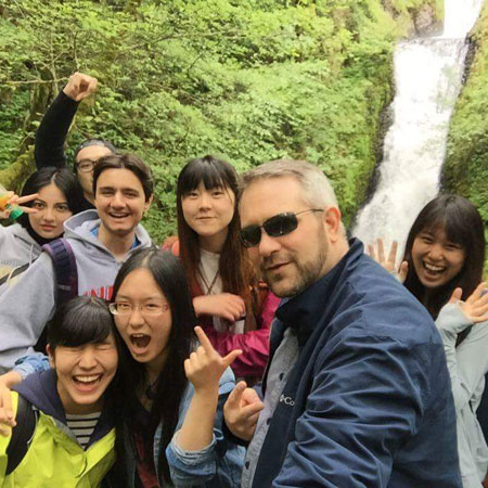 field trip to see waterfalls in Oregon