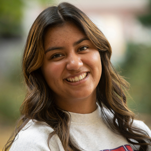 Portrait of female student.