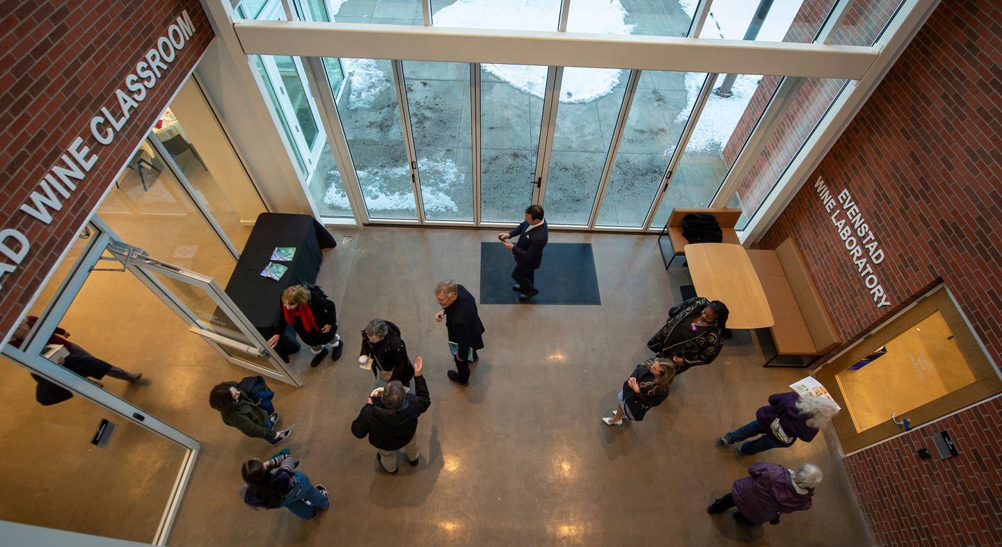 Students, faculty, staff and guests of Linfield touring the new science center.